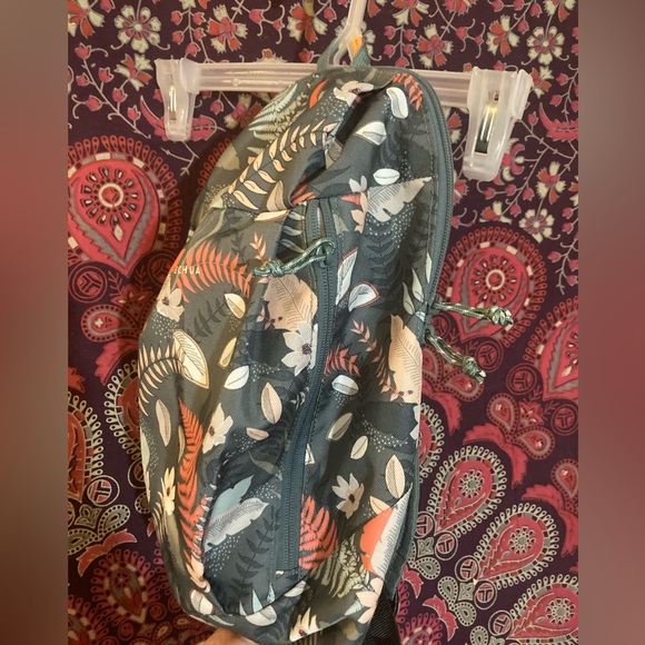 NWOT simple yet cute and convenient back pack - Picture 3 of 5